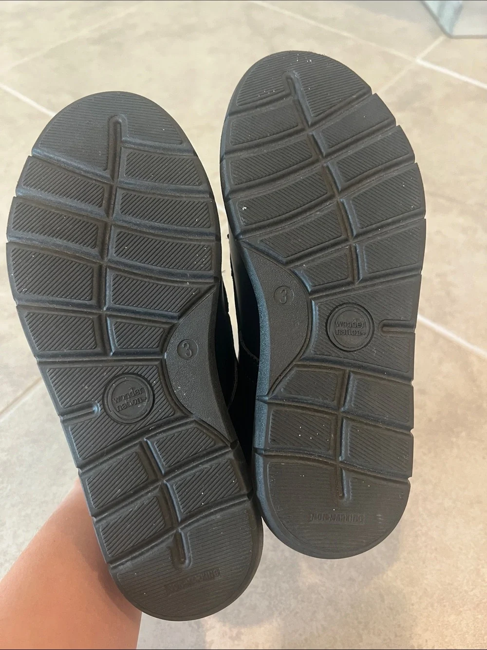 • Like New - wonder nation Black Boys Lace-Up Dress Shoes, size 3 •